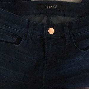 New! J Brand rail jeans in dark wash. Sz 24.